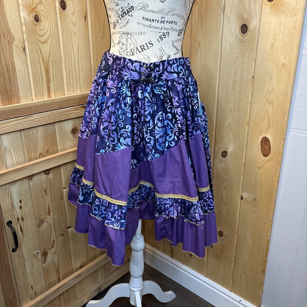 Fun and Fancy Originals Square Dance Skirt Belted Front Two Step Western Purple